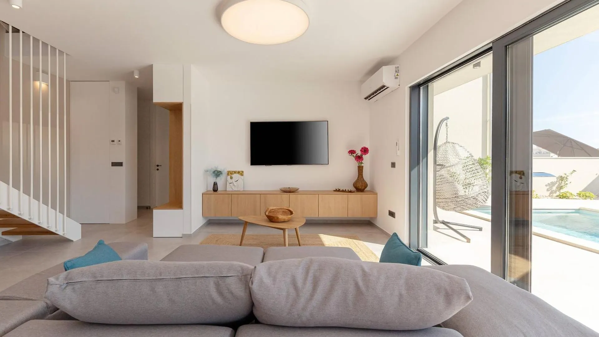 Chandra Villa, New - 10M Heated Pool Novigrad Istria 0*,  Chorvatsko